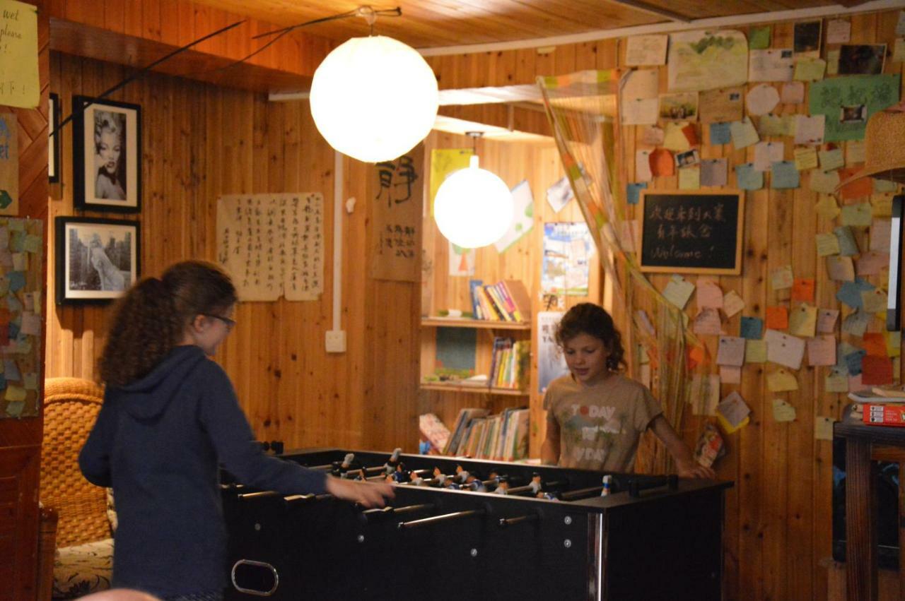 Dragon'S Den Hostel Lungseng Kültér fotó