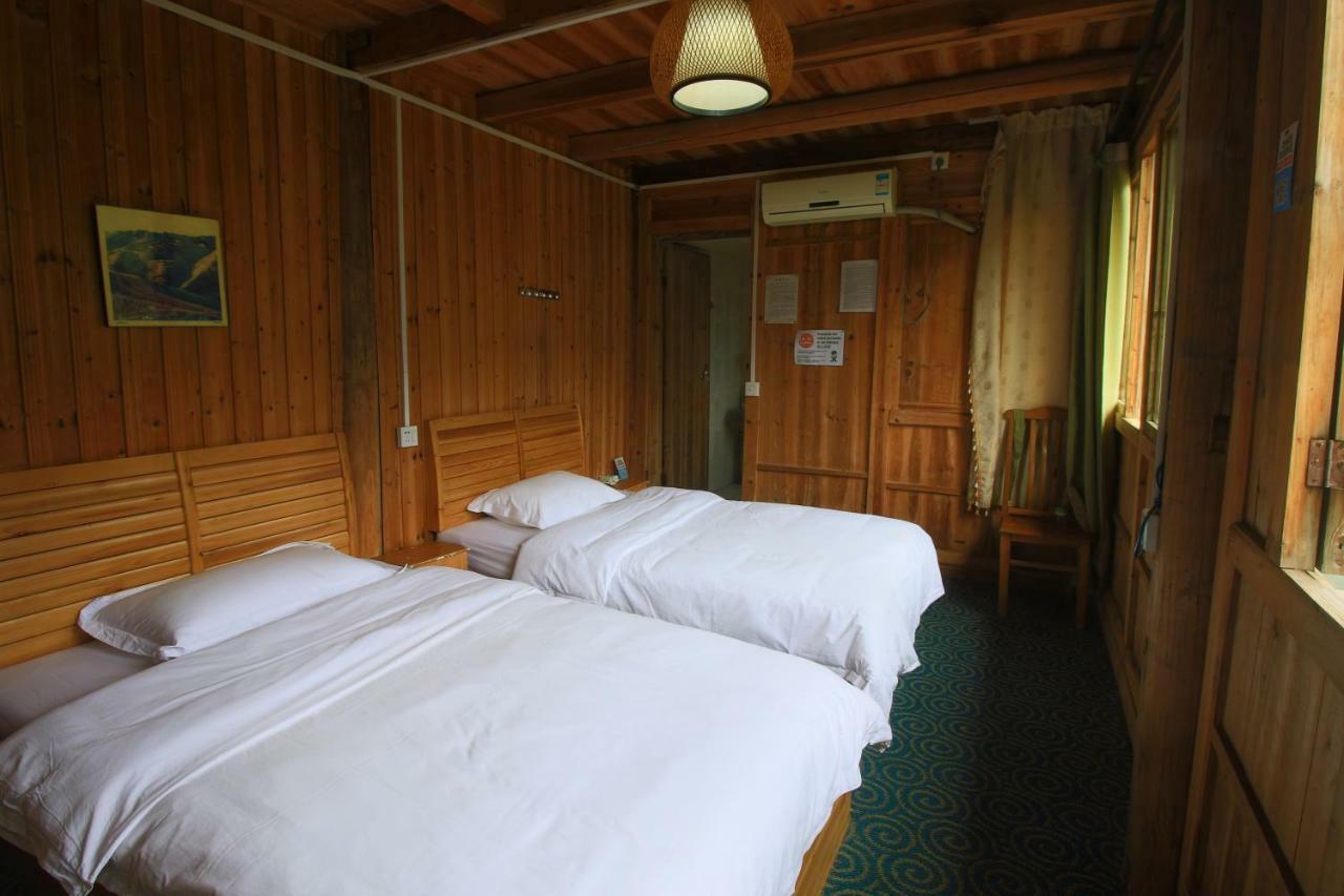 Dragon'S Den Hostel Lungseng Kültér fotó